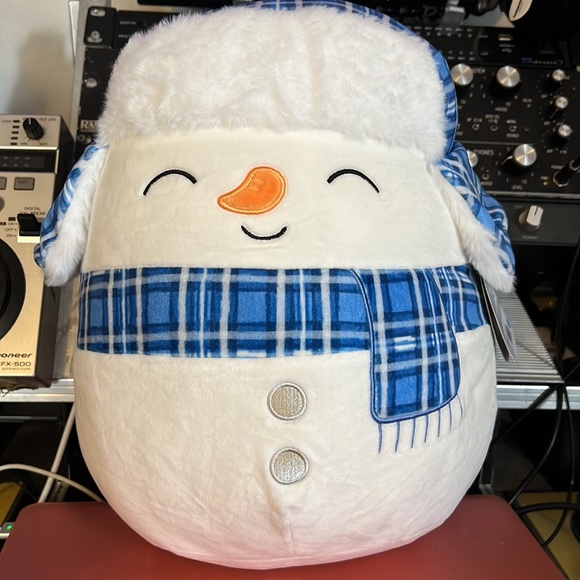 2022 Manny Snowman Holiday Christmas 12 inch Squishmallows - Picture 2 of 4